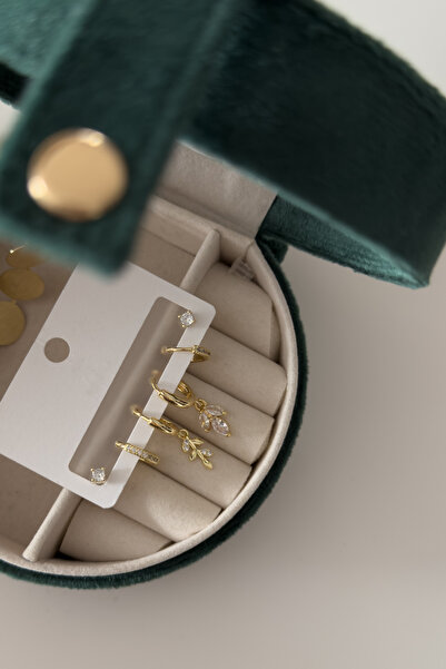 Mute Jewelry مجموعة الأقراط