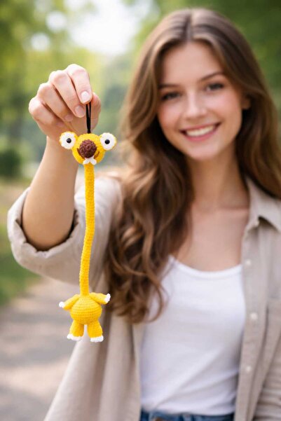 atamergrup Amigurumi Uzun Boy Sarı Sid Anahtarlık – Araba Dikiz Aynası & Çant...