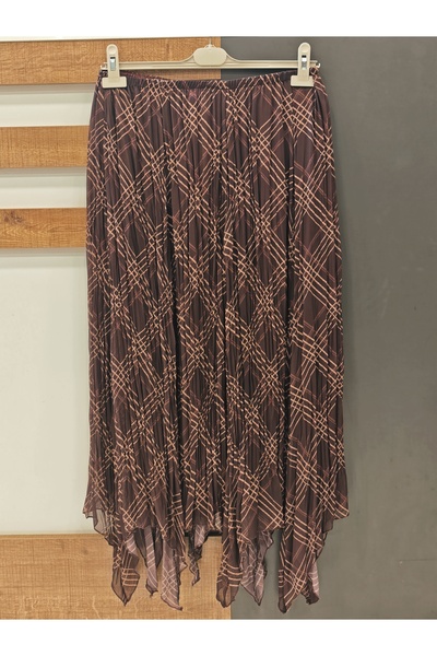 MODA MAÇKA PARK Chiffon Skirt with Asymmetrical Fringe Pattern