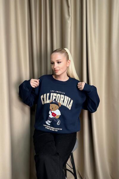 lizge giyim Crew Neck Sweatshirt with Embroidery Detail