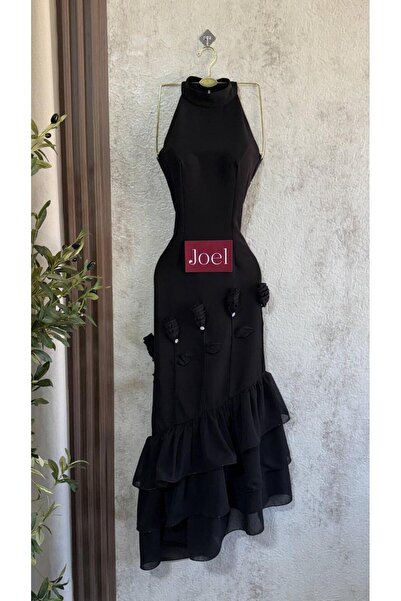 JOEL Ebtihal's dress