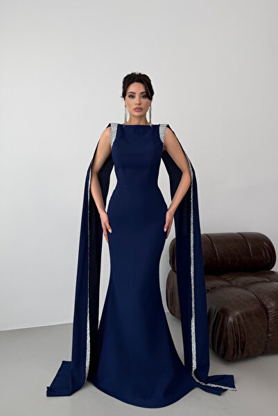 Serica Moda Μακρύ βραδινό φόρεμα με μπλε πέτρινες ρίγες και κάπα Ebise