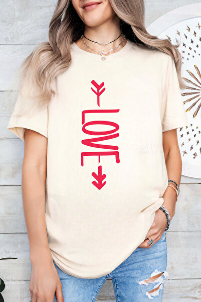 Sarah's Boutique Women's T-shirt – 100% cotton – Valentine's Day "Love Arrow"