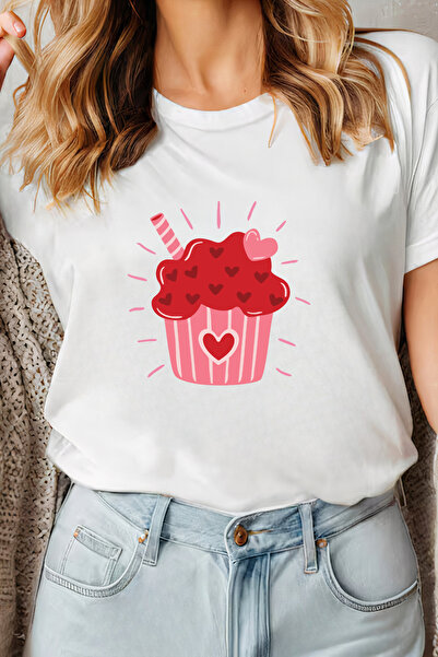 Sarah's Boutique Women's T-shirt – 100% cotton – Valentine's Day "Love Cupcake"