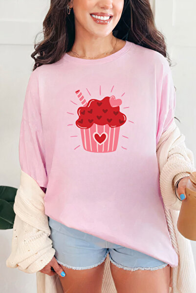 Sarah's Boutique Women's T-shirt – 100% cotton – Valentine's Day "Love Cupcake"
