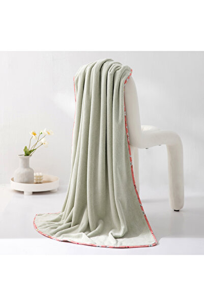 REEFI Elegant Pistachio Green Towel - Extra Large