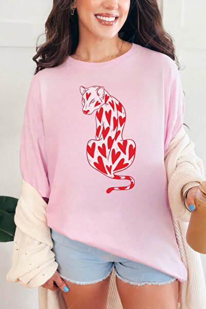 Sarah's Boutique Women's T-shirt – 100% cotton – Valentine's Day "Heart Leopard"