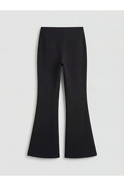 LC Waikiki ΝΕΑ ΣΕΖΟΝΑ ΑΠΟ ΤΗΝ GÜLİS GİYİM Μαύρο παντελόνι στενής εφαρμογής İs...