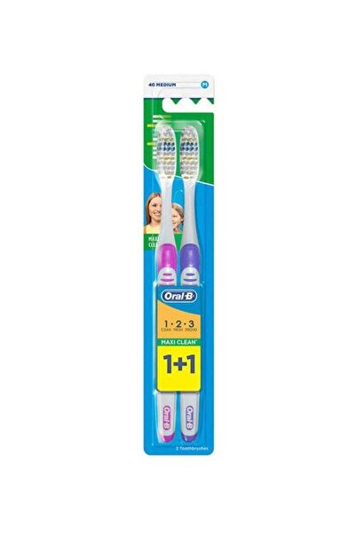 Oral-B فرشاة أسنان يدوية ماكسي كلين متعددة الألوان، قطعتان