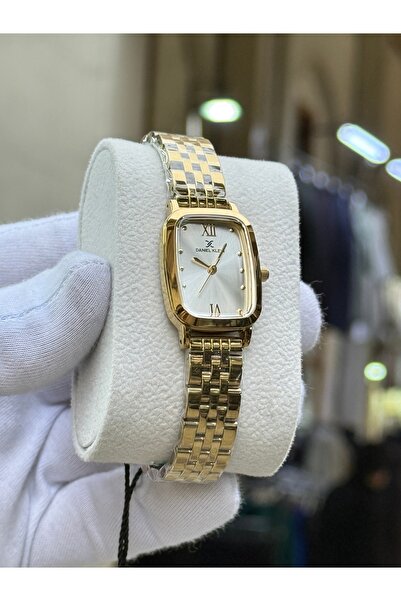 Daniel Klein Kadın Kol Saati Aşkınız Kadar Eşsiz, Tarzınız Kadar Işıltılı