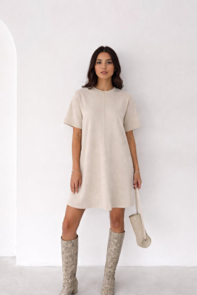 Noa&Noa Φόρεμα με κοντό μανίκι με λεπτομέρεια από χαλάκι στο μπροστινό μέρος