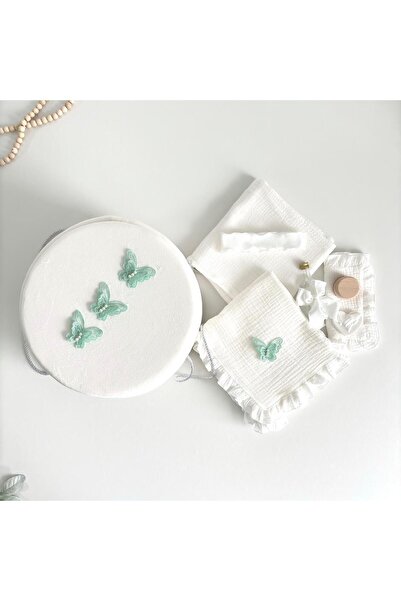 Anya-Events Trusou din Muselina Pentru Botez + Cufăr/Cutie Pentru Trusou cu F...