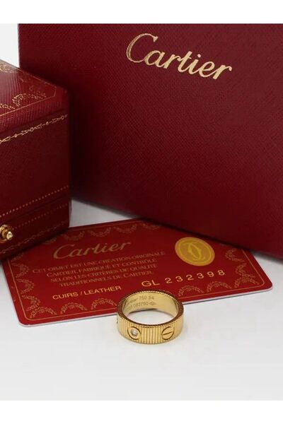 Generic Designer ring with accessories