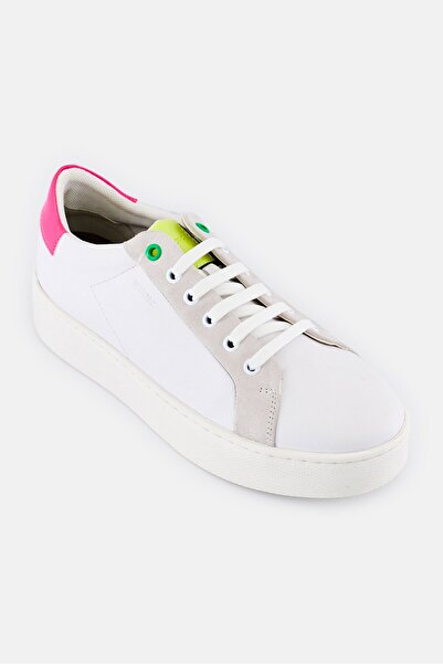 Geox Women D Skyely C Lace Up Casual Shoes, White