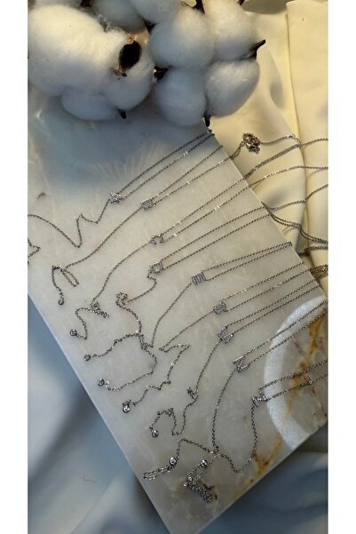 byNICCE Harf Sallantılı Kolye