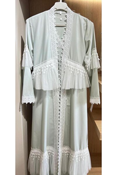 Generic Nursing and baby shower robes - 2 pieces