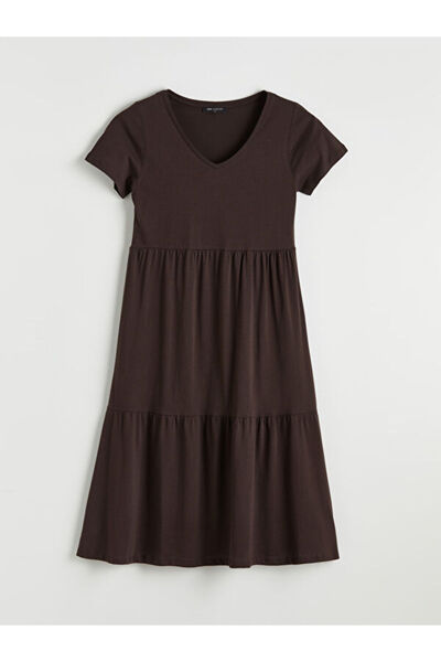 LC Waikiki ESVAB • Μοντέρνο & Εξαιρετικό Φόρεμα V με Πτυχωτό Τελείωμα