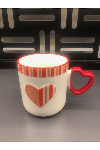 Romans كوب بورسلين بتصميم خاص على شكل قلب - 380 مل