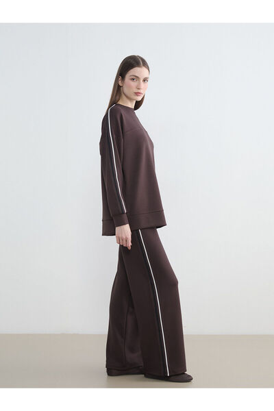 LC Waikiki بنطال رياضي نسائي من Peak New Season بخصر مطاطي واسع الساق