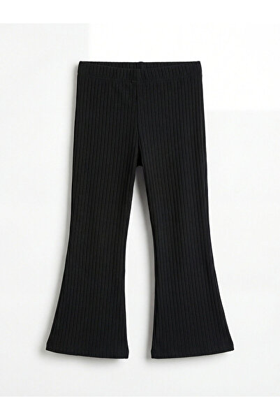 LC Waikiki مجموعة إلسيفا: بنطلون بناتي أسود بخصر مطاطي واسع من الأسفل على الط...