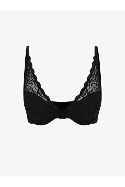 LC Waikiki Balenli Dolgusuz Dantelli Tişört Sütyen