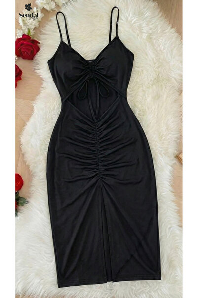 Generic A long dress with a bold design and feminine cut - adjustable front slit