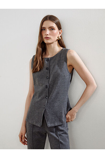 LC Waikiki RMZ GİYİM FARKIYA صدرية نسائية محبوكة بياقة روبا من Zero