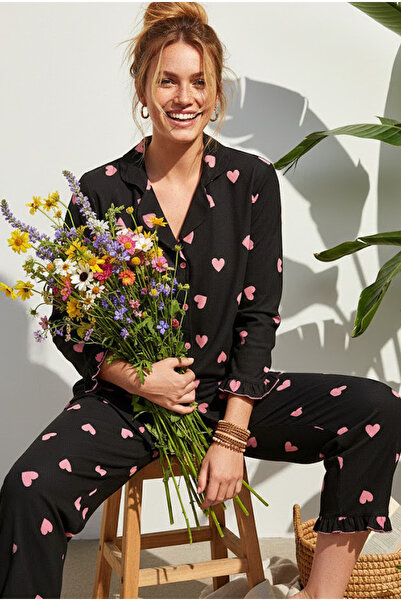 Siyah İnci Black Pink Heart Patterned Wrinkled Long-Sleeved Buttoned Pajama S...