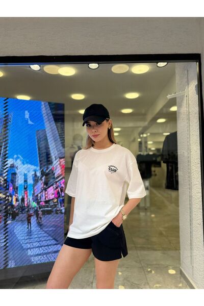 moda paketi Women's Front Minimal Back Printed Oversize T-Shirt