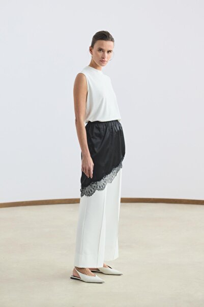 KADRİYE BAŞTÜRK Dantel Şeritli Etek İçlik Siyah