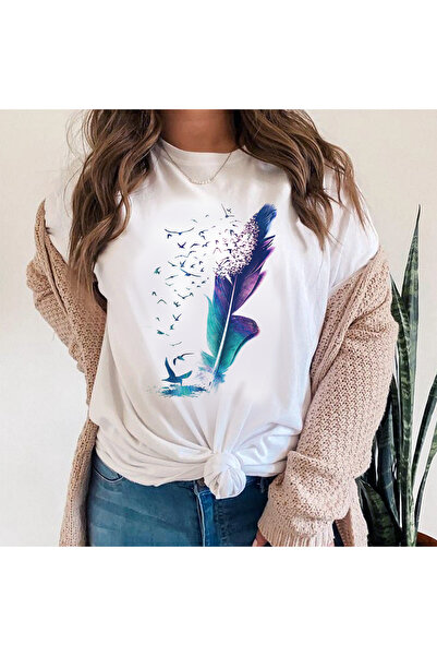 Kartier Women's White Dream Fantasy T-Shirt