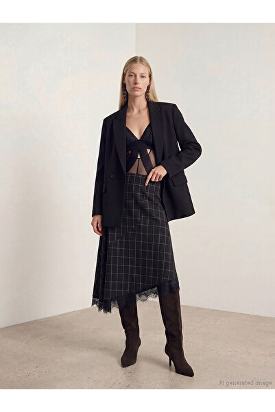 LC Waikiki Peak New Season Plaid Skirt with Zipper at the Waist and Lace Detail