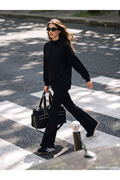 LC Waikiki Rmz Gi̇yi̇m Farkiyla Women's Sweatpants with Spanish Hem Stitching...