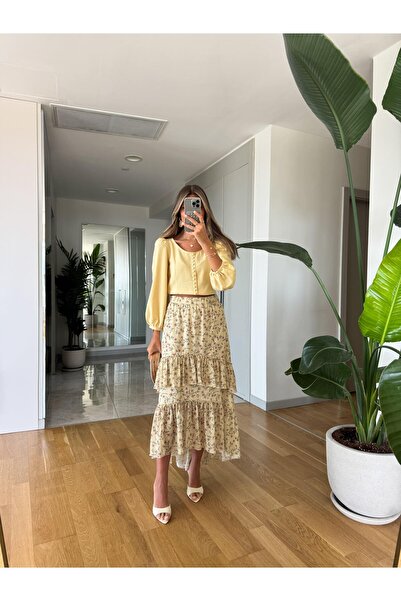 MERVE AKSOY Sarı Şifon Kat Kat Çiçekli Etek