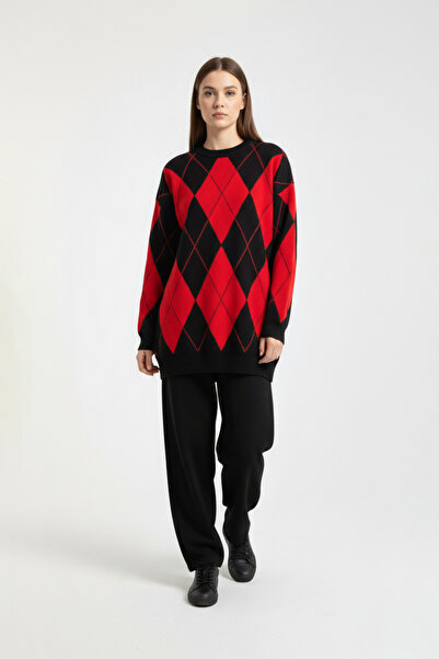 LAbute Crew Neck Diamond Pattern Oversize Knitwear