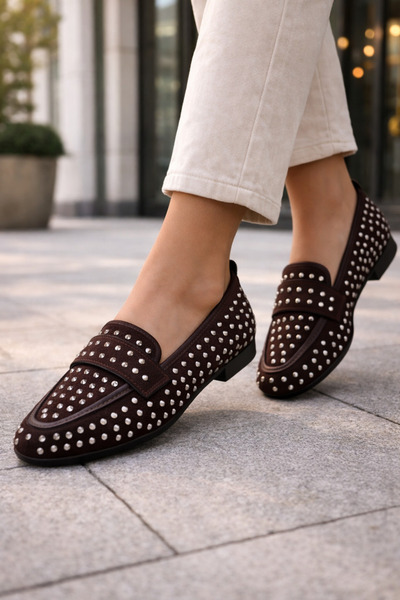 Emax حذاء لوفر نسائي بتفاصيل حجرية، نعل مسطح مريح للاستخدام اليومي