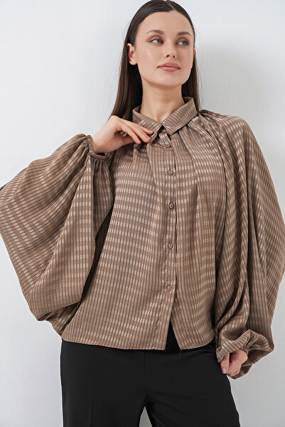 Bigdart Women's Bat Sleeve Oversize Shirt 20368 - Milky Brown