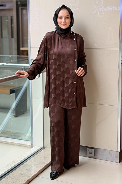 Ghisa Set de pantaloni și cămașă asimetrică cu nasturi, cu model Kensinden