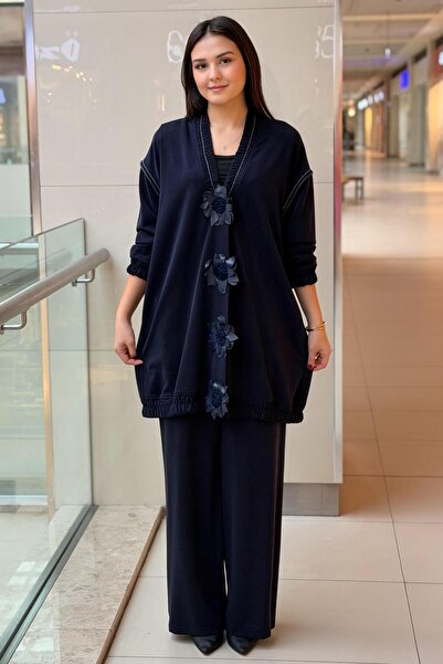Ghisa V Yaka Kabartma Çiçek Desenli Çıtçıtlı Tunik Pantolon Takım