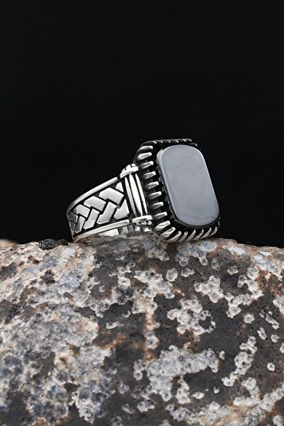 Prestige Kare Tasarımlı Siyah Oniks Taşlı 925 Ayar Gümüş Yüzük 902533