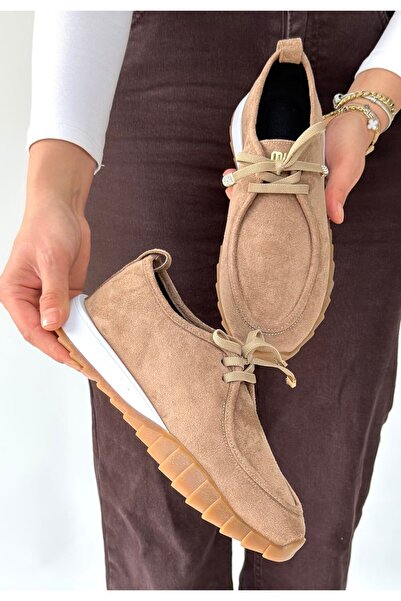 Lisinya Sier Beige Suede Lace-Up Sneakers - Tygoo
