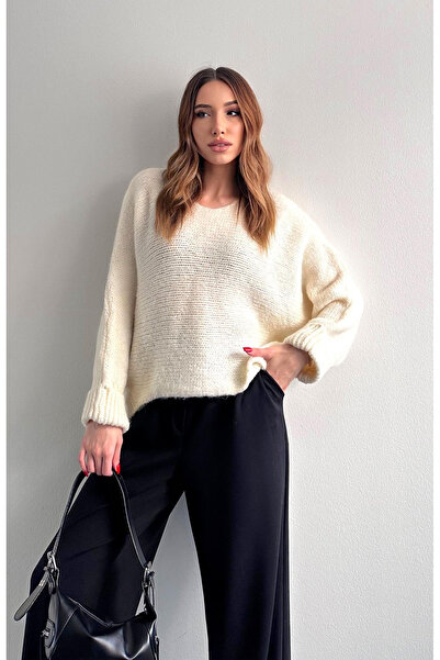 Lamierra Boat Neck Layered Thick Knit Sweater