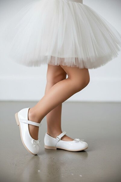 PARLAVERA BALERINI VECLE FETĂ