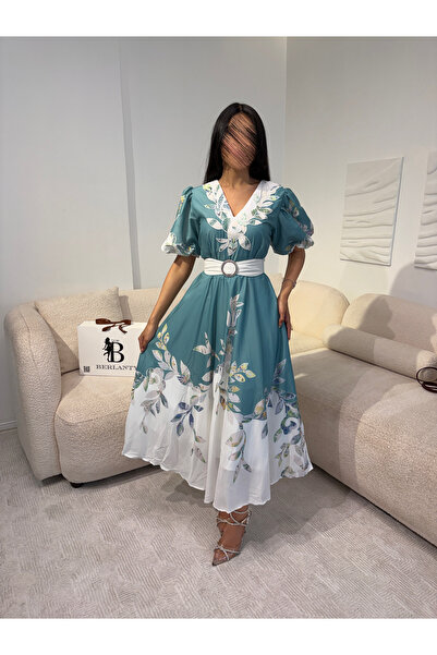 TOP BERLANTY The "Tulip" midi dress: modern elegance with a classic touch.