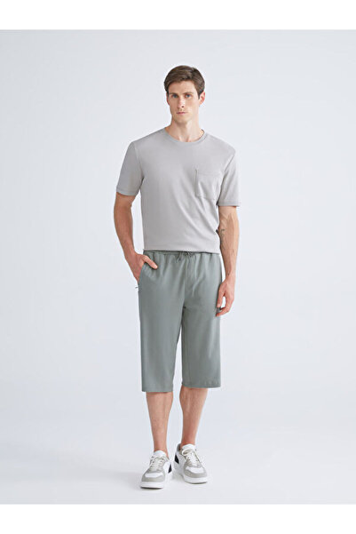 LC Waikiki شورتات رجالية من UZG STORE بتصميم StandardFit للرجال الأنيقين