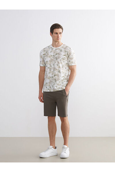 LC Waikiki شورتات رجالية من UZG STORE بتصميم StandardFit للرجال الأنيقين