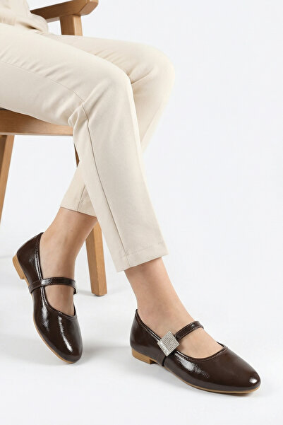 kapretta Ženska kaciga Yanki u boji gorkog smeđeg sa detaljima kopče za svako...