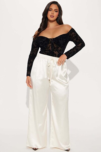 ARDSU Fashion Nova Elevate You Σατέν Παντελόνι - Κρεμ