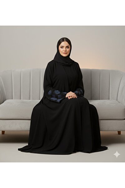 Rooz عباية مصممة لتمنحك اطلالة راقية قماش انترنت ملكي