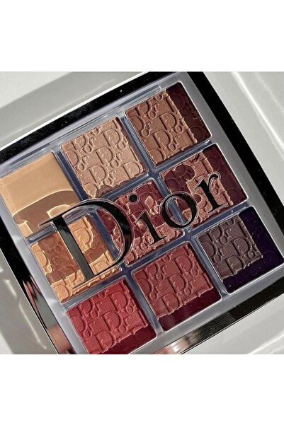 DIOREXA This is the Backstage eyeshadow palette in shade 003